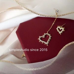 Uneven Heart Shape Earring
